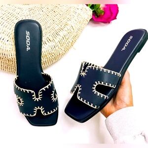 🆕 Soda Dark Navy Straw Trim Cut Out Strap Slide Sandals Size 8.5